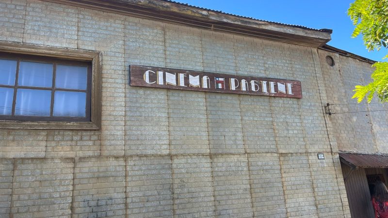 Cinema Pastene: El cine más antiguo de Chile sigue proyectando historia desde la Araucanía
